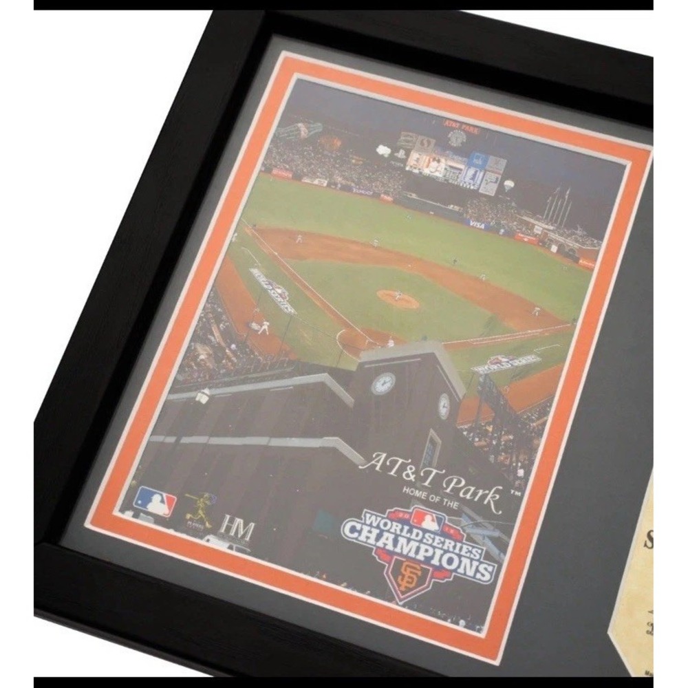 Highland Mint San Francisco Giants 2012 World Series Champions Medallion Coin - Picture 3 of 6